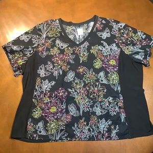 Cherokee Black Print Scrub Top. Size 3XL